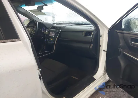 2016 Toyota Camry Le z USA, uszkodzony, nr VIN 4T4BF1FK7GR550323